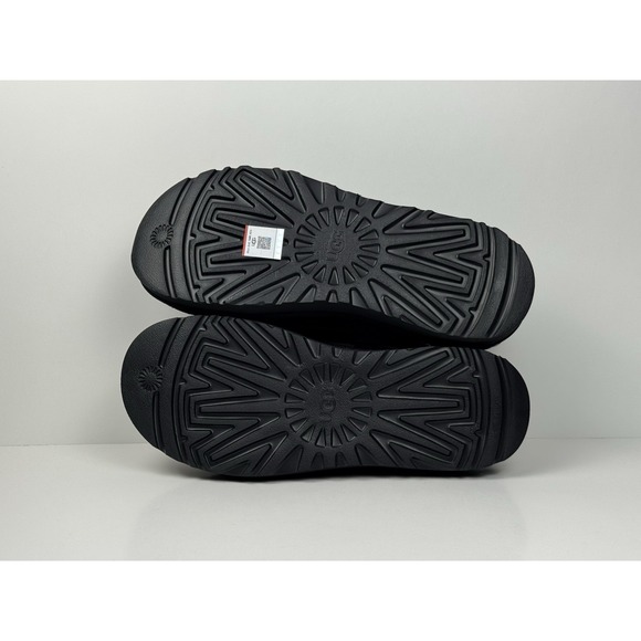 UGG Goldencoast Clog Men's Size 11 Sandal Black Suede M/1142172 - Picture 3 of 5